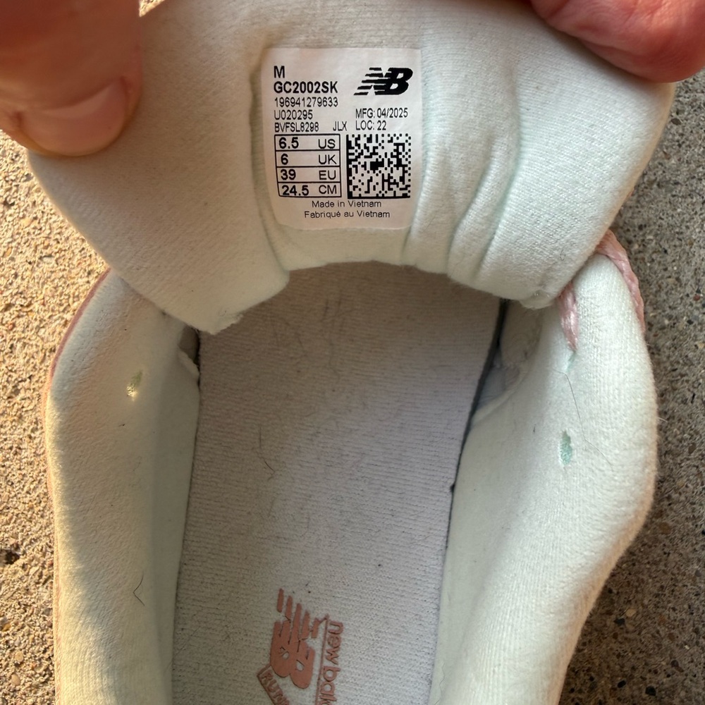 NWOT New Balance Pink and White Women's Running Sneakers - Picture 8 of 16